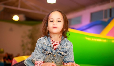  Marcela.