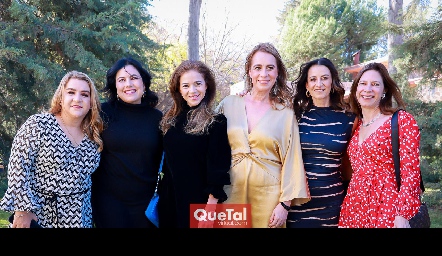  Carmenchu, Christianne Esper, Sigrid Werge, Meritchell Galarza, Mónica Galarza y Ana Escobedo.