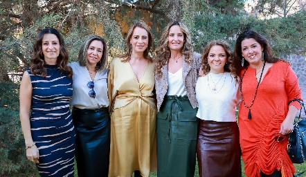  Mónica Galarza, Sofía Valle, Meritchell Galarza, Cyinthia Valle, Montse Lozano y Cristina Puga.