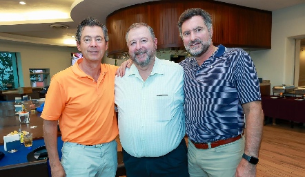  Toño Mendizábal, Patricio Mendizábal y Jorge Gómez.