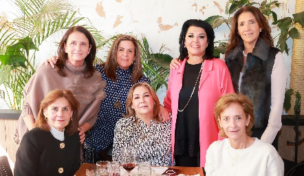  Gaby Meade, Martha Elena Muñiz, Diana Reyes, Magdalena Gómez, Luchi Castelo, Rocío Fernández y Caridad Rangel.
