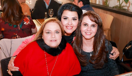  Soledad Piñero, Diana Reyes de Romo y Alejandra Orozco.