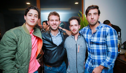 Santiago Rodríguez, Roberto, Diego Gómez y Alejandro Navarro.