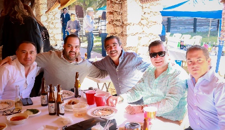  Christian Esqueda, Federico Arredondo, Gerardo Galván, Javier Vallejo y Jorge Acebo.