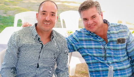  Carlos Valdés y Gonzalo Zermeño.