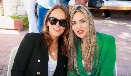  María Sotomayor y Elizabeth Berrones.