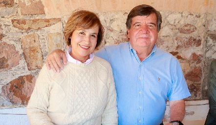  Ángeles Ugalde y Roberto Mercado.