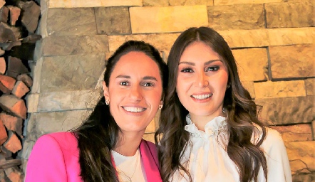  Gabriela Ramírez y Lili Medina.