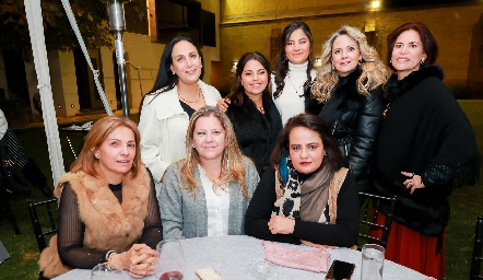  Claudia Quintero, Marcela de la Maza, Lorena Martínez, Marilupe Córdova, Fabiola Aguillón, Coco Leos, Patty Annette Ruiz y Susana Jonguitud.