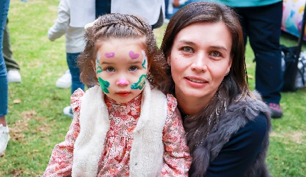  Roberta Nava y Julieta González.