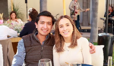  Rafael Villanueva y Fernanda Castro.