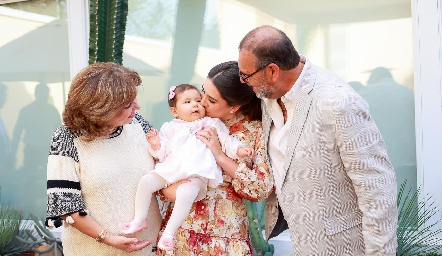  Laura Álvarez, Carola, Cristina y José Lorca.