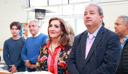  Mónica Alcalde y Federico Garza, abuelos de Lucila.