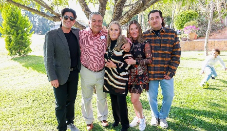  Familia Lozano Meade.