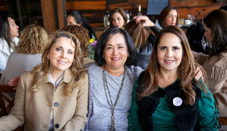  Anabel Gaviño, Lourdes de la Mora y Gabriela Payán.