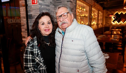  Martha López de Lara y Valentín Hernández.