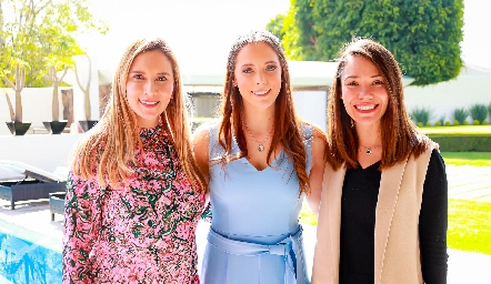  Marbella Verdoni, Rebeca Acosta e Ilse Rodríguez.