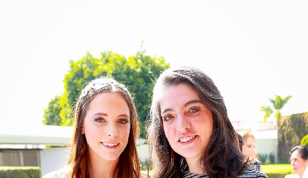  Rebeca Acosta y Claudia Lozano.