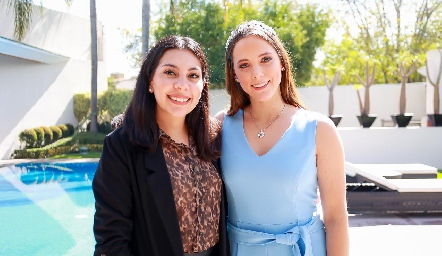  Ana Isa Padrón y Rebeca Acosta.