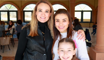  Mónica Jaread, Marisol Alfonso y Renata.
