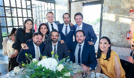 Amigos.