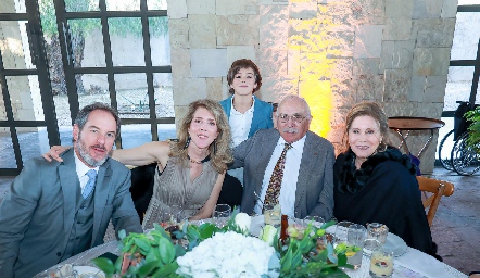  Jordi Abella, Clarissa Abella, Luis Narváez, Guillemo y Clarissa Castañeda.