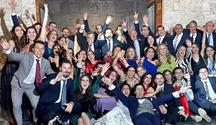  La Raza.