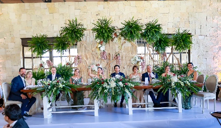  Familia Narváez y familia Fernández.