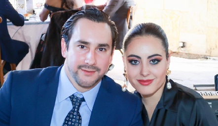  Everardo Araiza y Paulina Gómez.