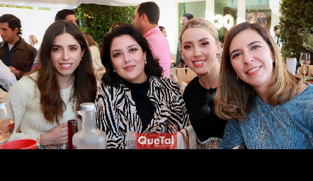  Ana Karen Ibarra, Daniela Delgado, Ana Gaby Ibarra y Paulina Solano.