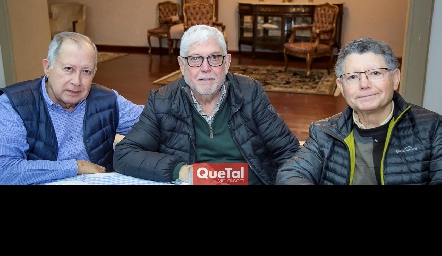  Juan Antonio Rodríguez, Manuel Ponce y Eduardo Romo.