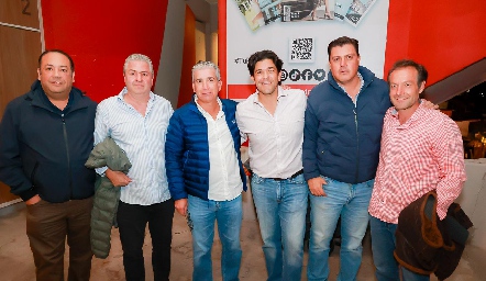 Evaristo, Oscar, Juan Carlos, Marcelo, Eduardo Rueda y Rolando.