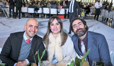  Diego Bocard, María Aldrete y Carlos Matienzo.