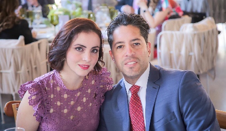  Alejandra Contreras y Uriel Jiménez.