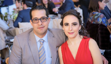  Arturo Salinas y Fernanda Villarreal.