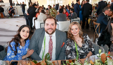  Lula Torres, Bernardo González y Tere Del Valle.