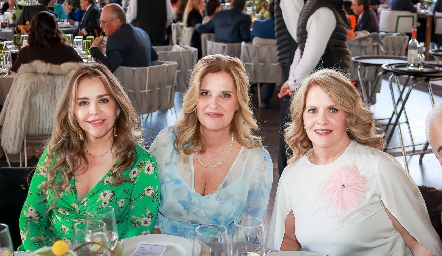  Gaby Serment, Ana María González y Lynnette Pizzuto.