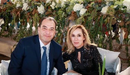  Eduardo González y María Elena Ávila.