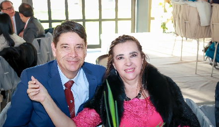  René Castro y Yuridia Llamazares.