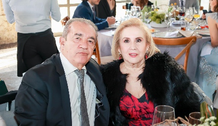  Alfonso Llamazares y Elma Villaverde.