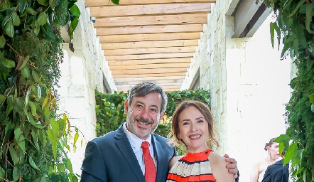  Vicente y Laura Villasana.