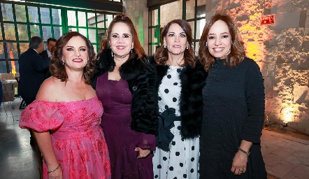  Claudia Ávila, Gabriela Payán, Raquel Altamirano y Ana Luisa Acosta.