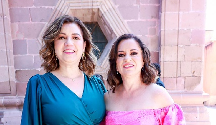  Hilda Rodríguez y Claudia Ávila.