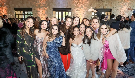  La novia y sus amigas.