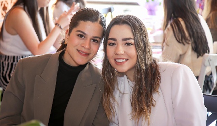  María Carreón y Alejandra Michel.