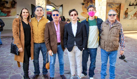  Elsa Villalba, Enrico Santoyo, Víctor Santos, Víctor Marte, Enrique Ramírez y Chaparro de la Maza.