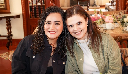  Larissa Hernández y Cecilia Ponce.