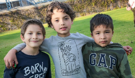  Aarón, Iñigo y Santi.