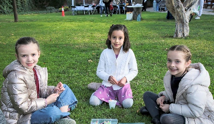  Vale de la Llave, Julia y Lucía.