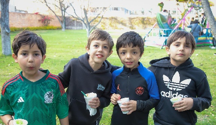 Sebastián, Ander, Chema y Pato.